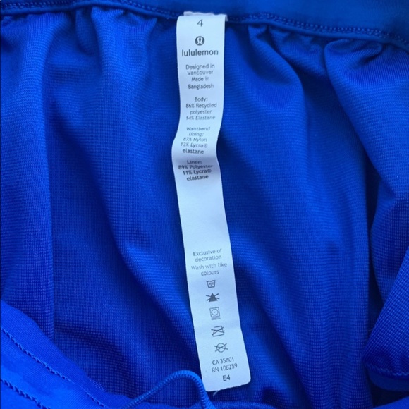 Lululemon Jet Stream Tracker Shorts size 4 - Picture 4 of 4